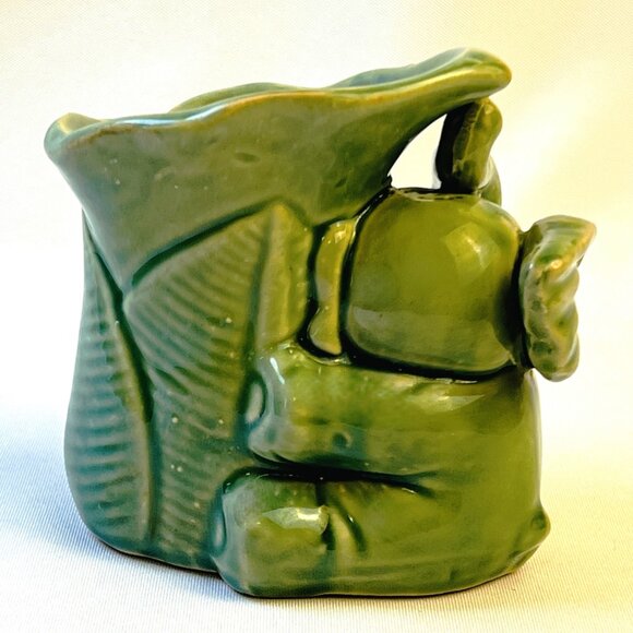 Vintage Green Ceramic Baby Elephant Planter Hugging Leaf Design 4” USA - Picture 4 of 7